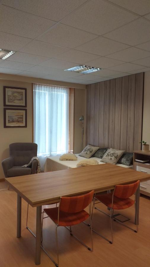 אורנסה Loft Plaza Mayor מראה חיצוני תמונה